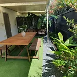 Entire Guest Suite - Beach Is 1 And Half Km - Pets Welcome