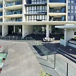Sierra Grand Spacious 3 Bedroom Apartment - Coasthm
