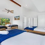 Stunning 5-Bedroom Oceanview Retreat In Tugun