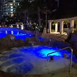 Spacious 2 Bedroom Apartment In Chevron Renaissance - Coasthm