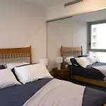 Apartment In Palm Beach