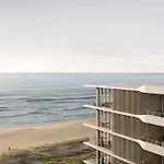 Apartment In Palm Beach