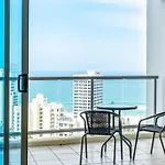 Chevron Renaissance Surfers Paradise Mid Week Madness Deal - Q Stay