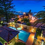 Stylish Beachside 1Br Apartment