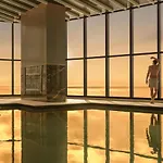 Stunning Ocean View 2 Bedroom Surfers Paradise