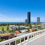 One-Bedroom Escape With Ocean Views
