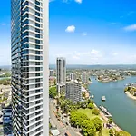 Chevron Renaissance - Self Contained & Privately Managed Apartments