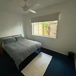 Bedroom In Surfers Chevron Island