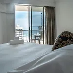Moroccan Resort Surfers Paradise
