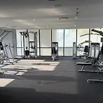 Beach Mountain View Sleeps 6 Surfers Paradise 2 Bed 2 Bath Circle On Cav & Hilton Surfers