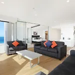 Q Tower Amazing Ocean Views 22Nd Level Heated Pools Sleeps 6 - Optimise Bnb
