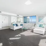 Q1 Resort & Spa - Official