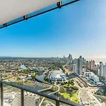 The Darling Of Broadbeach - With Spectacular Views