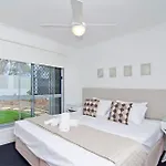 Sentosa On Tugun - Beachfront 5 Bedroom