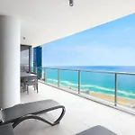 Circle On Cavil Subpenthouse 4Brm Lv52! Ocean View