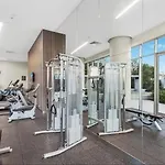 Lvl 39 - Panoramic Hilton Living With Ocean Views