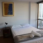 Surfers Private Apartments