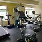 Top Of The Mark - Top Floor Apartment
