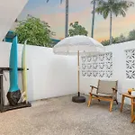The Drifter Surf Lodge