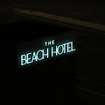 Broadbeach Stunner Modern And Central