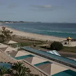 Kirra Point Holiday Apartments
