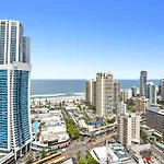 Circle On Cavill Surfers Paradise Mid Week Madness Deal - Q Stay
