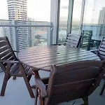 Beautiful Ocean View Apartment Signature Broadbeach