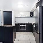 Chevron Renaissance - Qstay