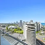2 Bedroom 1 Bathroom Private Apartments At Casino - Paid Parking Only