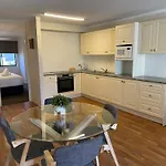 Burleigh Palms Holiday Apartments