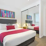 Broadbeach Oceanview Apartment Level 26 With Carpark - 4 Mins Walk To The Beach