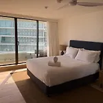 La Pacifique Apartments