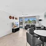 Waterfront 2-Bedroom Unit Walking To Gc Convention