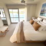 Villa Aquila - Mermaid Waters