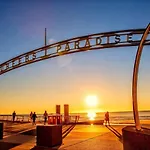 Paradise Views Surfers Paradise