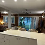 Tallebudgera Creek Escape