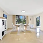 Resort Stay In Surfers Paradise Beach Apartment