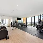 Nearly New Level 38 Broadbeach Casino 1 Bdr Unit