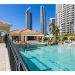Chevron Renaissance 2 Bed Apartment By Vaun