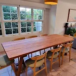Fab 4Brm Home With Pool A 18 Min Walk To Beach