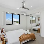 Forest Castle In A Quiet Single-Story House In Coomera