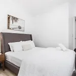The Laneway Villas By Burleigh Letting Company