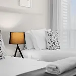 Deluxe 2 Bedroom Apartment Ocean And Hinterland Views