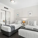 Deluxe 2 Bedroom Apartment Ocean And Hinterland Views