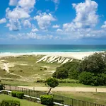 Sandcastles On Currumbin Beachfront, Gold Coast