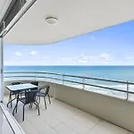 Stunning Ocean Views In 2 Bedroom Unit At Zenith - Q Stay