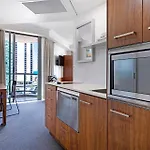 Two Bedroom Dual Key Resort Apartment At Legends - Coasthm