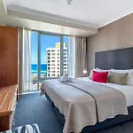 Two Bedroom Dual Key Resort Apartment At Legends - Coasthm