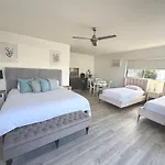 Self Contained Guest House Family Friendly - Sleeps 4