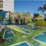 Wyndham Resort Kirra Beach